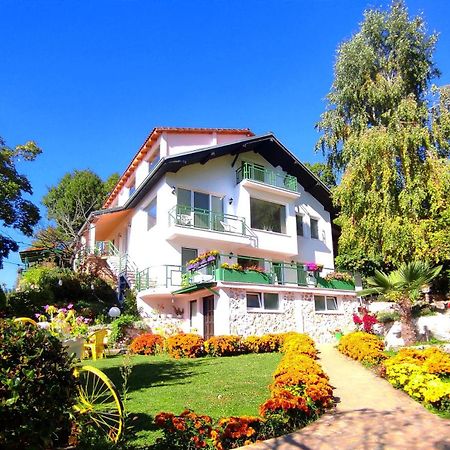 Villa Forest Paradise Ohri Dış mekan fotoğraf
